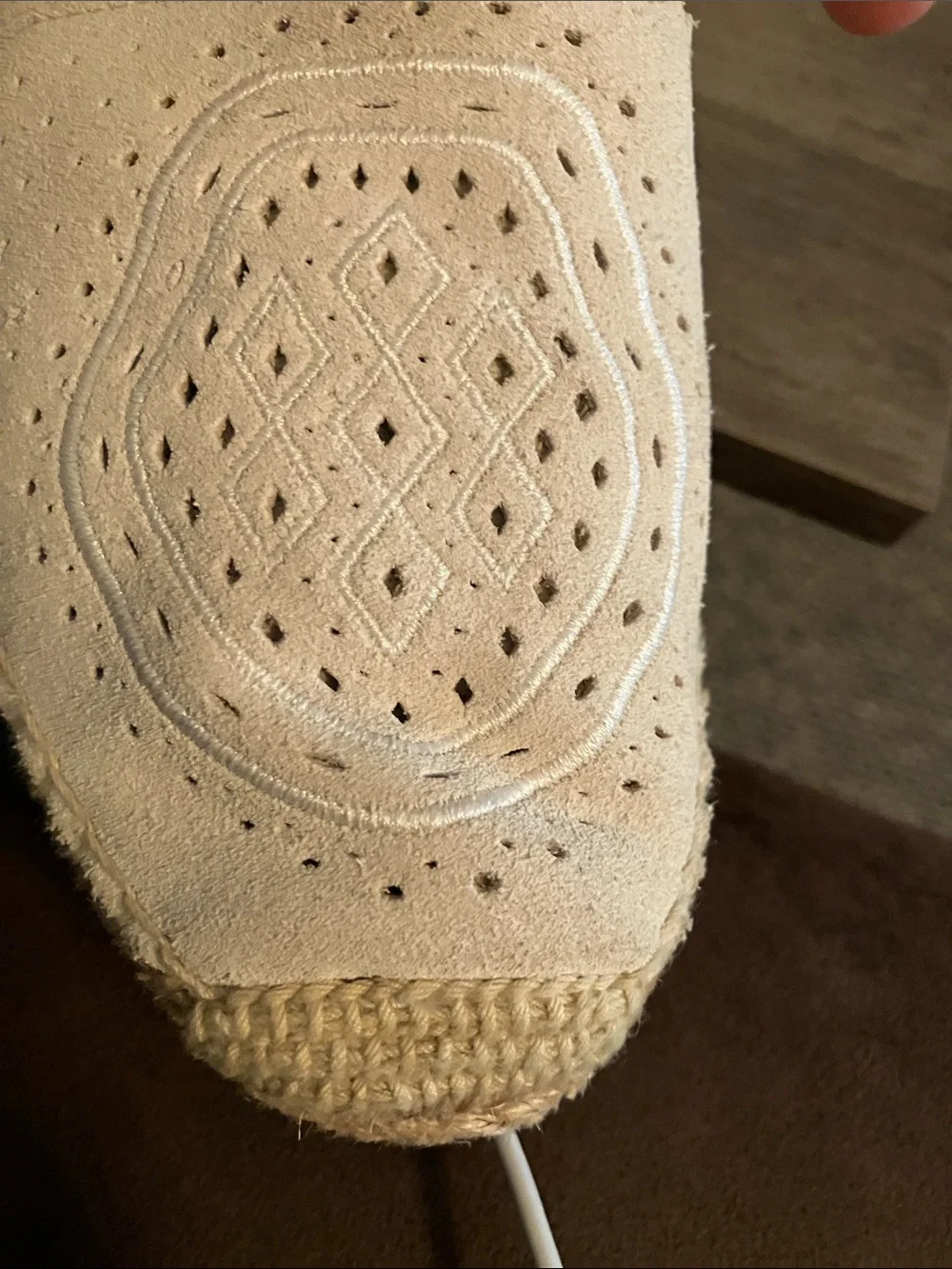 UGG Women's Cream Suede Espadrille Slip-On New without tags
